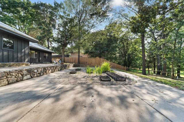 18 Riviera Drive, Conway, AR 72034