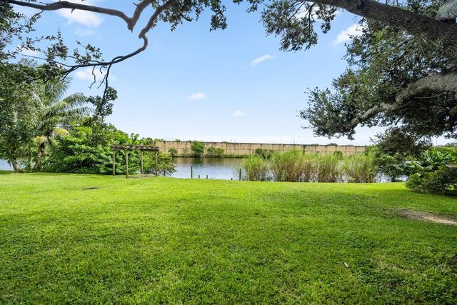 6400 Carambola Circle, West Palm Beach, FL 33406