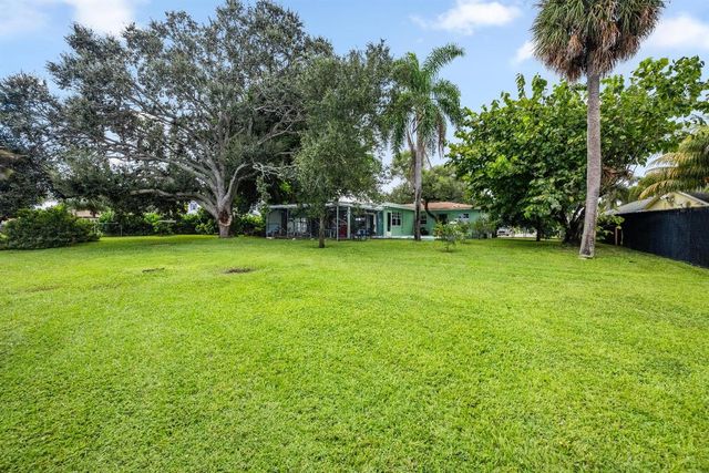 6400 Carambola Circle, West Palm Beach, FL 33406