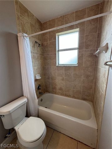 2902 Colin AVE S, Lehigh Acres, FL 33976