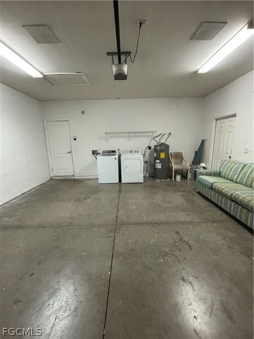 2902 Colin AVE S, Lehigh Acres, FL 33976