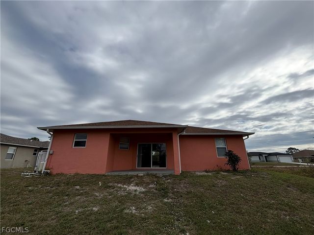 2902 Colin AVE S, Lehigh Acres, FL 33976