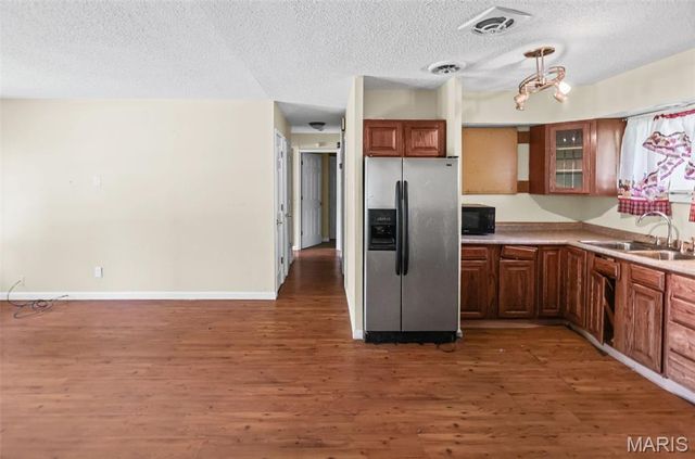 5422 Nelson Avenue, East St Louis, IL 62207