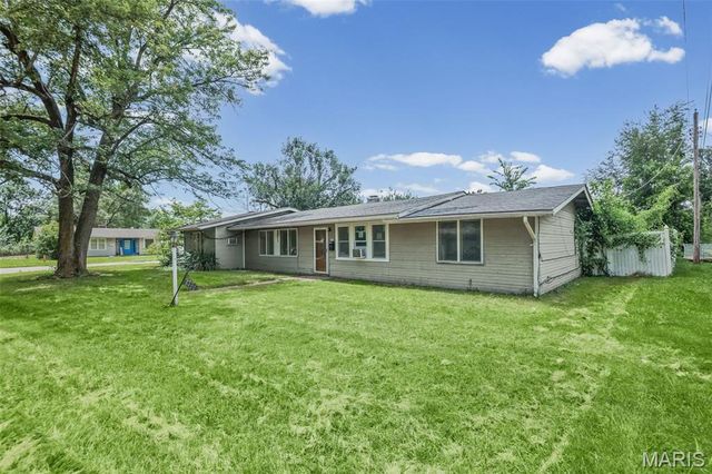 5422 Nelson Avenue, East St Louis, IL 62207