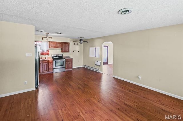 5422 Nelson Avenue, East St Louis, IL 62207