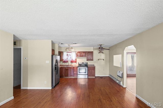 5422 Nelson Avenue, East St Louis, IL 62207