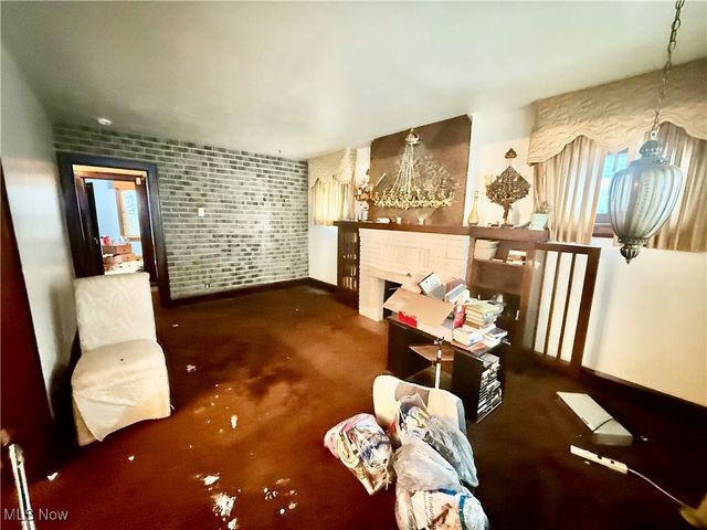 826 Woodford Avenue, Youngstown, OH 44511