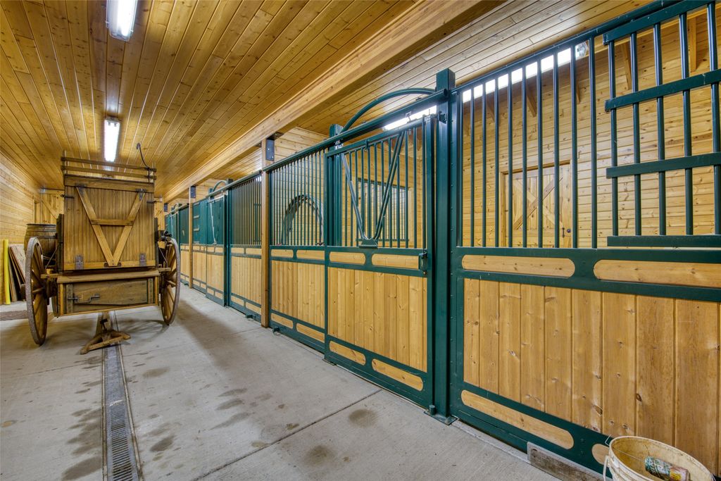 406 Chief Joseph Trail, Darby, MT 59829 photo 135