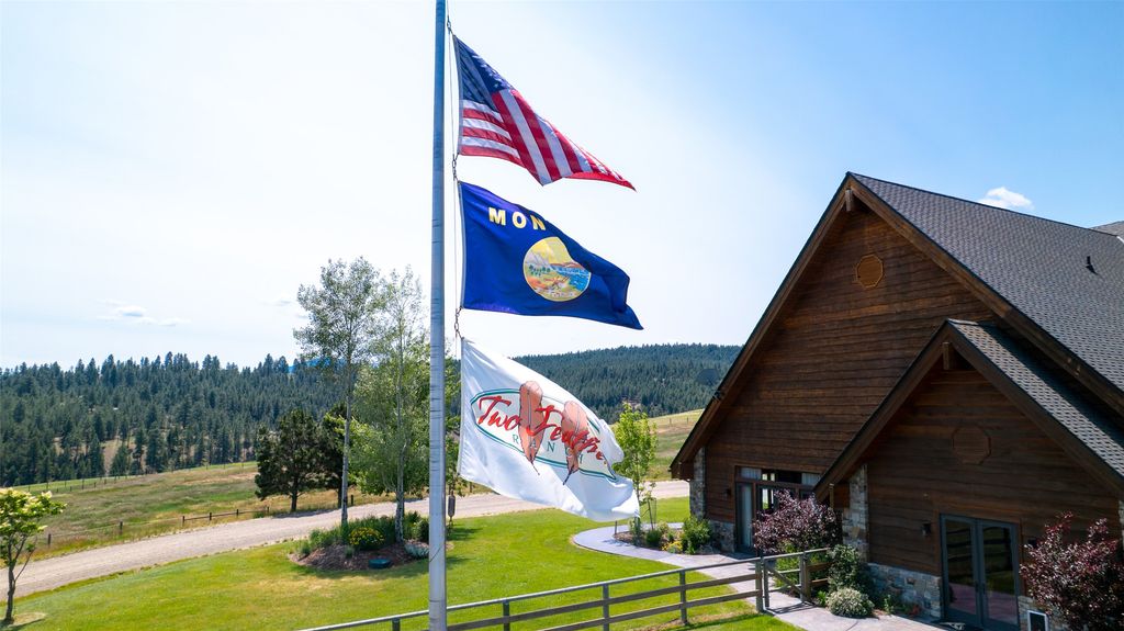 406 Chief Joseph Trail, Darby, MT 59829 photo 8