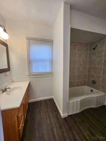 2020 Grand Avenue, Middletown, OH 45044