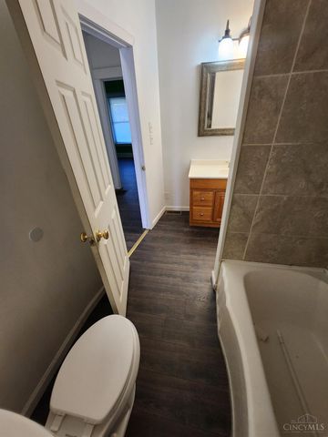 2020 Grand Avenue, Middletown, OH 45044