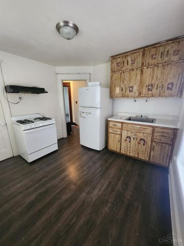 2020 Grand Avenue, Middletown, OH 45044