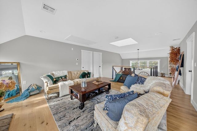 124 Tiffany, Attleboro, MA 02703