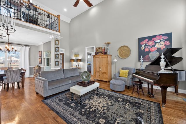 723B Russell St, N, Portland, TN 37148