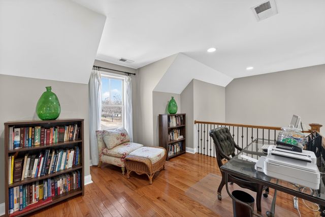 723B Russell St, N, Portland, TN 37148