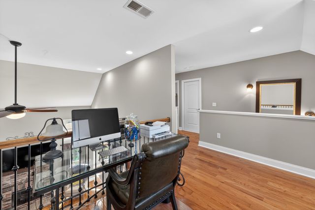 723B Russell St, N, Portland, TN 37148