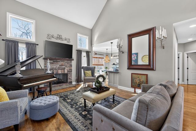 723B Russell St, N, Portland, TN 37148