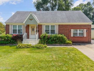 1755 Devendorf Road, Rotterdam, NY 12303