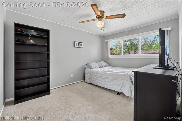29911 Macintyre Street, Livonia, MI 48150
