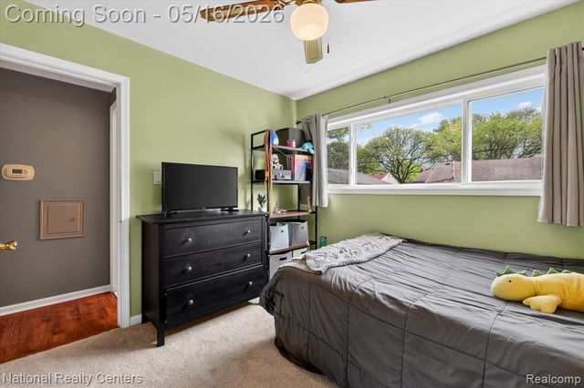 29911 Macintyre Street, Livonia, MI 48150
