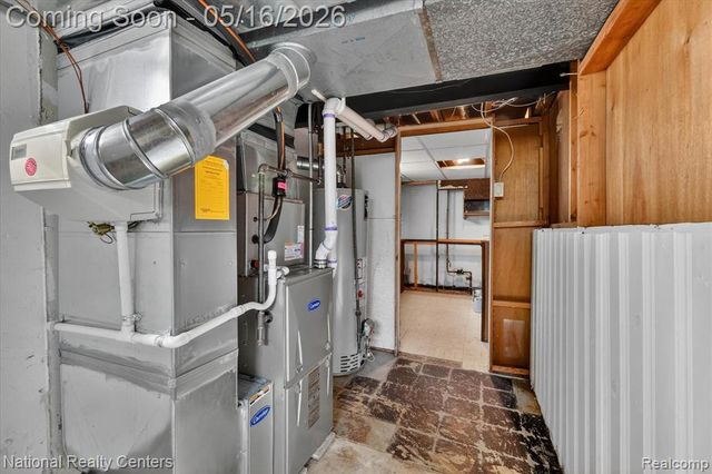 29911 Macintyre Street, Livonia, MI 48150