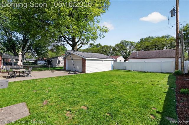 29911 Macintyre Street, Livonia, MI 48150