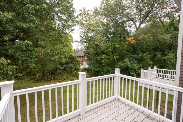 78 Laurelwood Dr 78, Hopedale, MA 01747