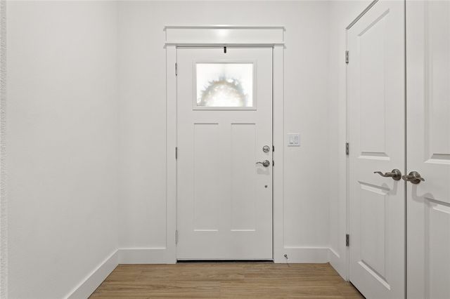 700 Sun Meadows Loop, Centerton, AR 72719