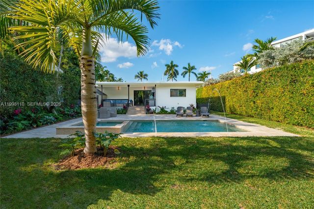 3141 N Bay Rd, Miami Beach, FL 33140