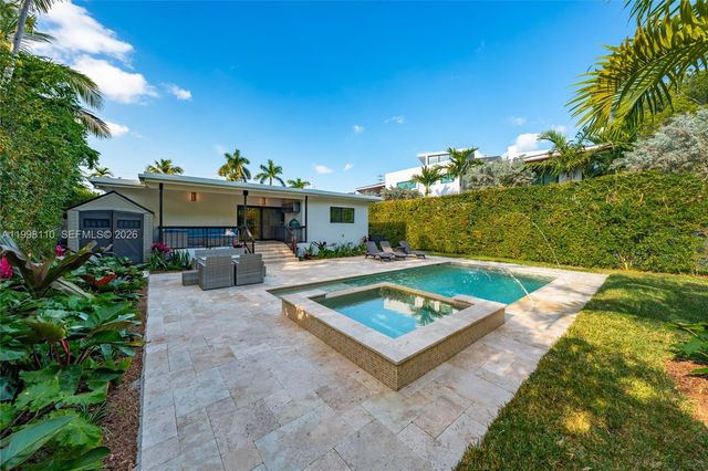 3141 N Bay Rd, Miami Beach, FL 33140