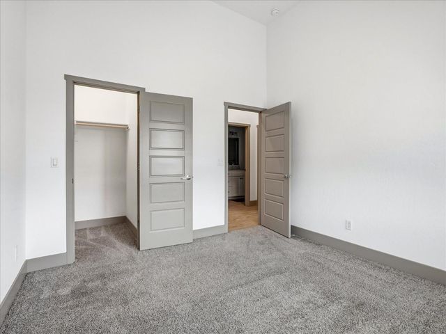 20112 Siena Drive, Friant, CA 93626