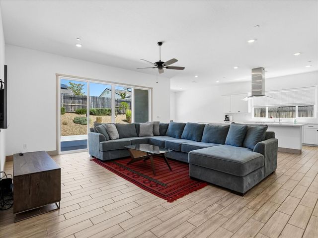 20112 Siena Drive, Friant, CA 93626