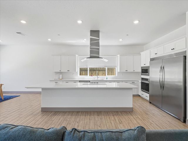 20112 Siena Drive, Friant, CA 93626