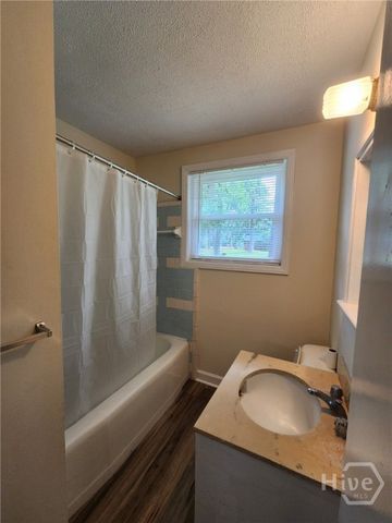 1524 Laberta Court, Savannah, GA 31406