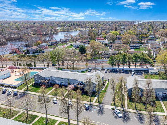 96 Finch Lane 2B, Islip, NY 11751