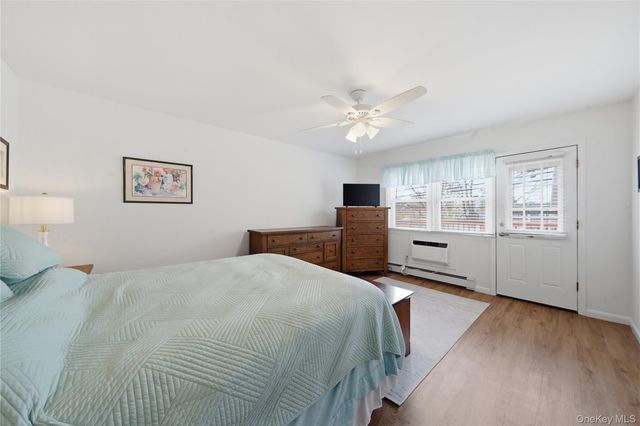96 Finch Lane 2B, Islip, NY 11751
