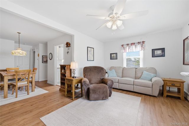 96 Finch Lane 2B, Islip, NY 11751