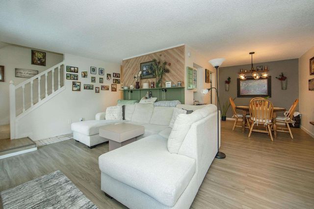 2330 Dusty Rd, Waterloo, IA 50701