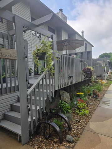 2330 Dusty Rd, Waterloo, IA 50701