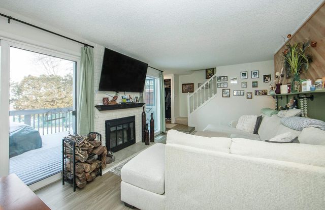 2330 Dusty Rd, Waterloo, IA 50701