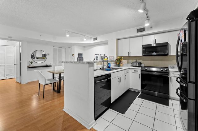 4812 N State Road 7 12205, Coconut Creek, FL 33073