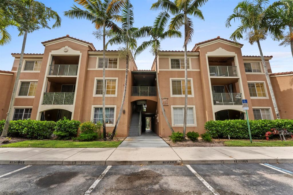 4812 N State Road 7 12205, Coconut Creek, FL 33073
