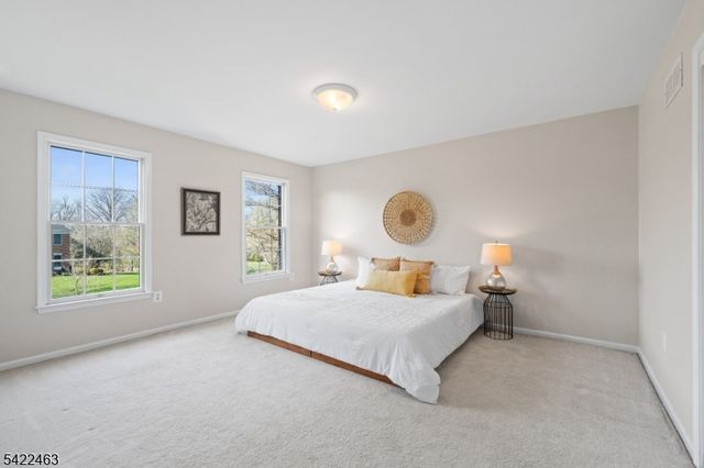 15 Montfort Dr, Montgomery Twp., NJ 08502