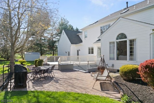 15 Montfort Dr, Montgomery Twp., NJ 08502