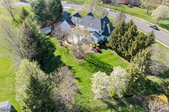 15 Montfort Dr, Montgomery Twp., NJ 08502