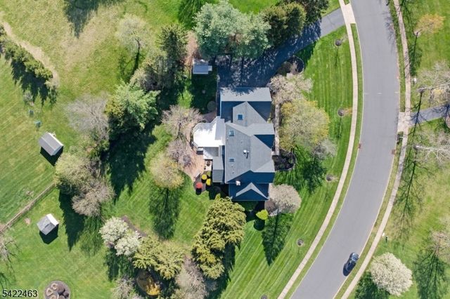 15 Montfort Dr, Montgomery Twp., NJ 08502