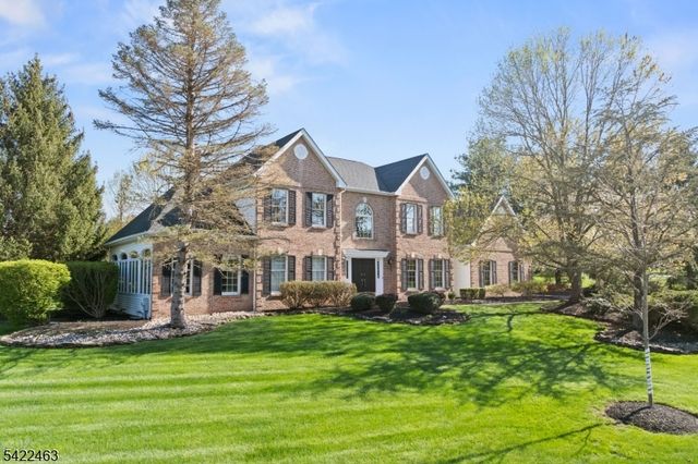 15 Montfort Dr, Montgomery Twp., NJ 08502