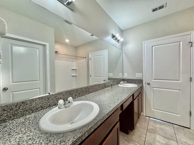 6533 TRENT CREEK DRIVE, Sun City Center, FL 33573