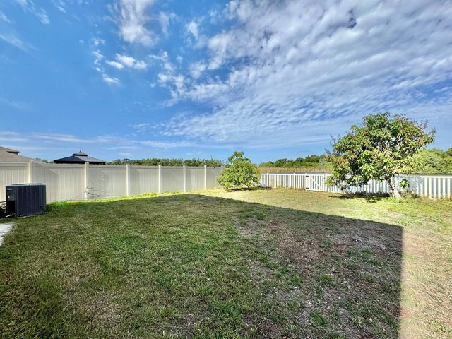6533 TRENT CREEK DRIVE, Sun City Center, FL 33573