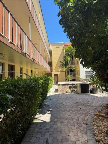 13655 NE 10th Avenue 208, North Miami, FL 33161